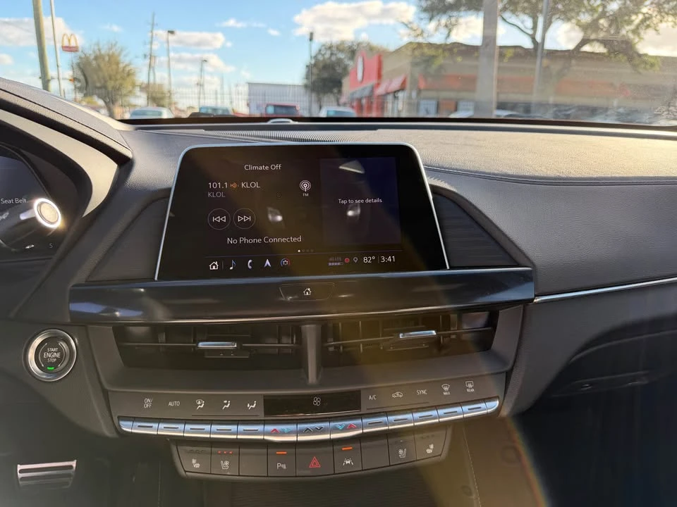 2022 Cadillac CT4-V Blackwing - Image 15 of 17