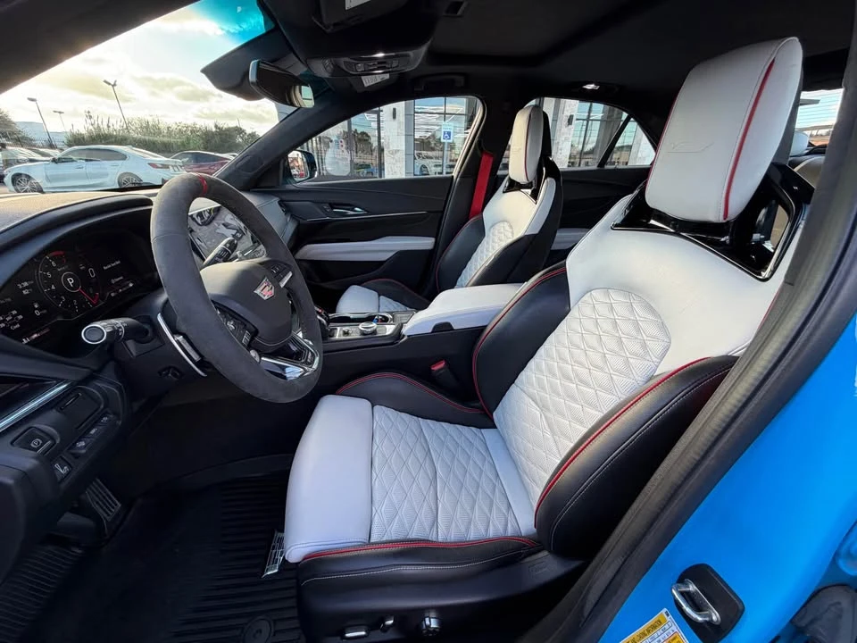2022 Cadillac CT4-V Blackwing - Image 11 of 17