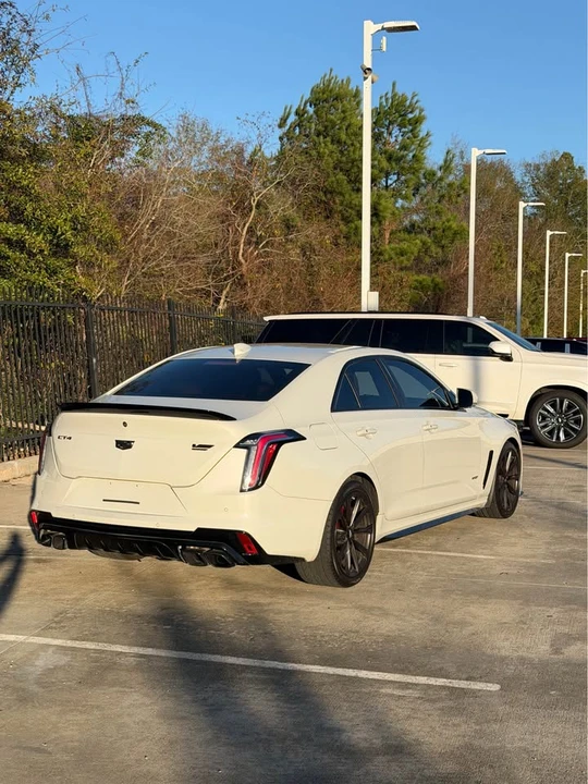 2022 Cadillac CT4-V Blackwing - Image 6 of 16