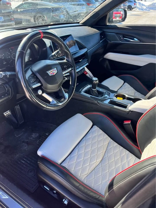 2022 Cadillac CT4-V Blackwing - Image 4 of 5