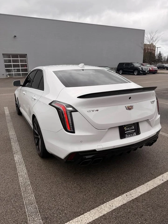 2022 Cadillac CT4-V Blackwing - Image 6 of 10