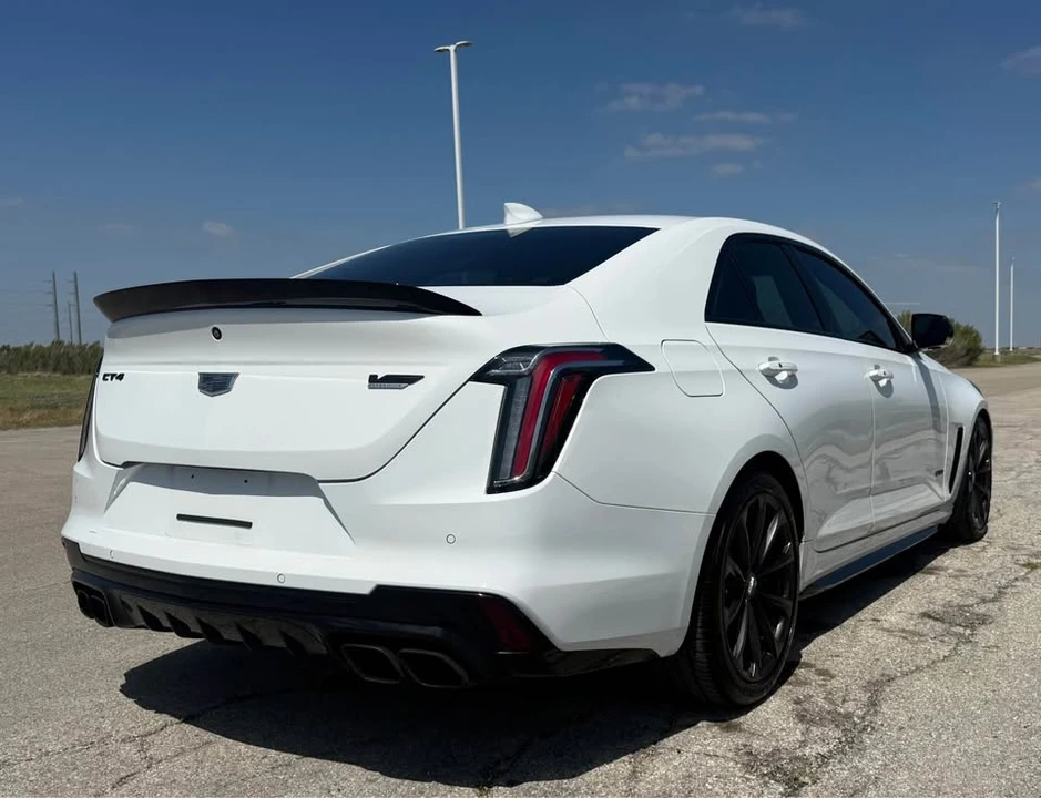 2022 Cadillac CT4-V Blackwing - Image 2 of 8