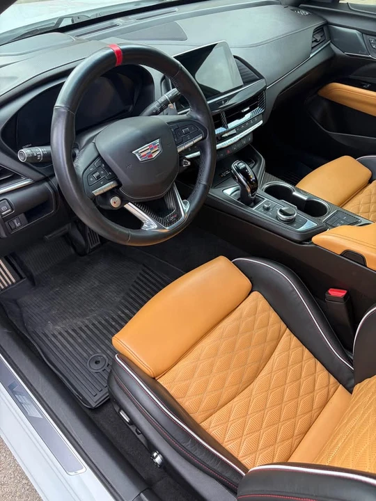2022 Cadillac CT4-V Blackwing - Image 4 of 7