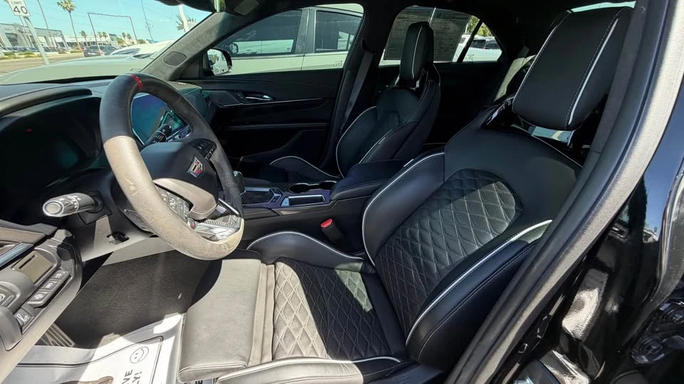 2022 Cadillac CT4-V Blackwing - Image 5 of 11