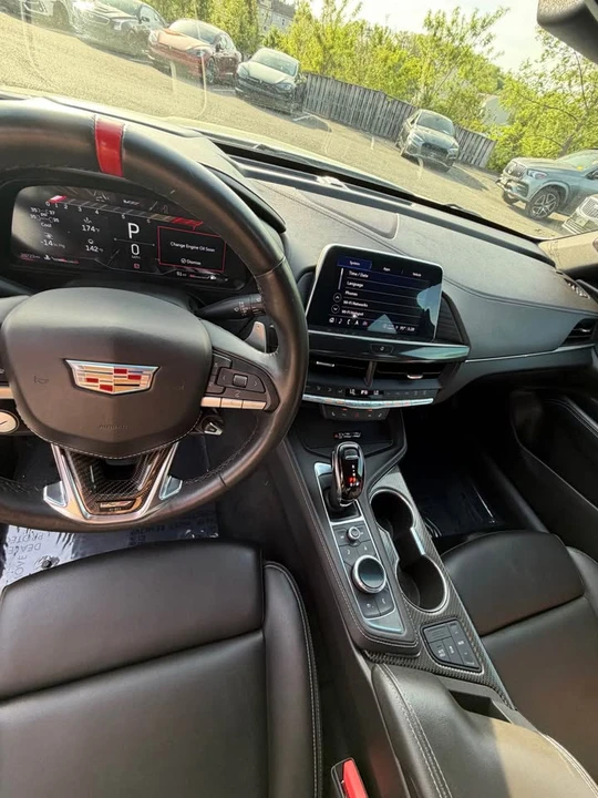2022 Cadillac CT4-V Blackwing - Image 10 of 11