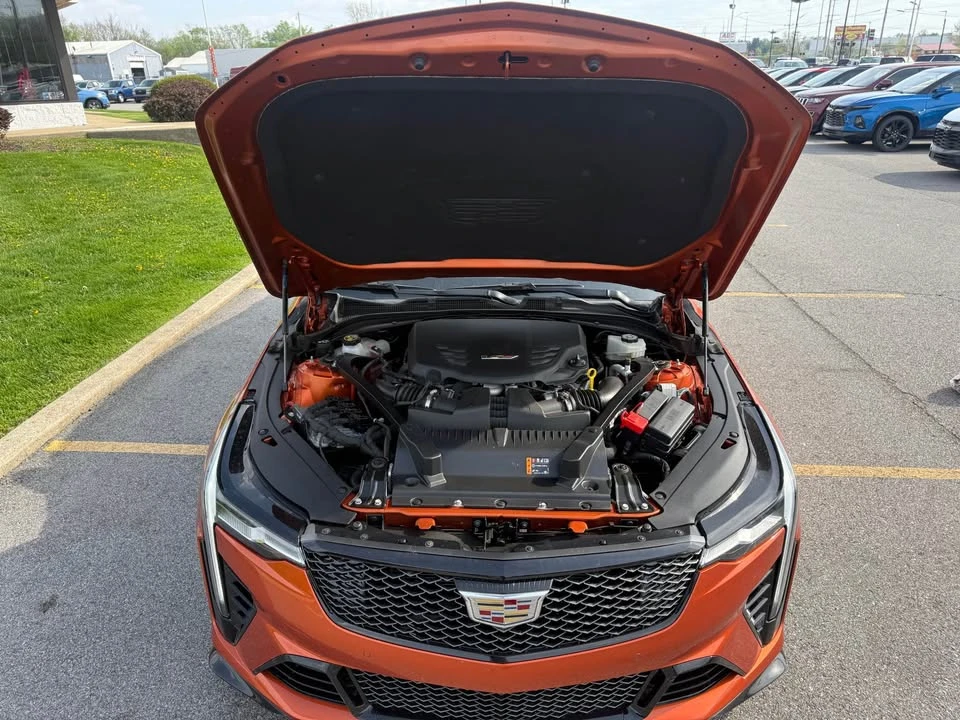 2022 Cadillac CT4-V Blackwing - Image 10 of 17