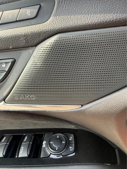 2022 Cadillac CT4-V Blackwing - Image 11 of 17