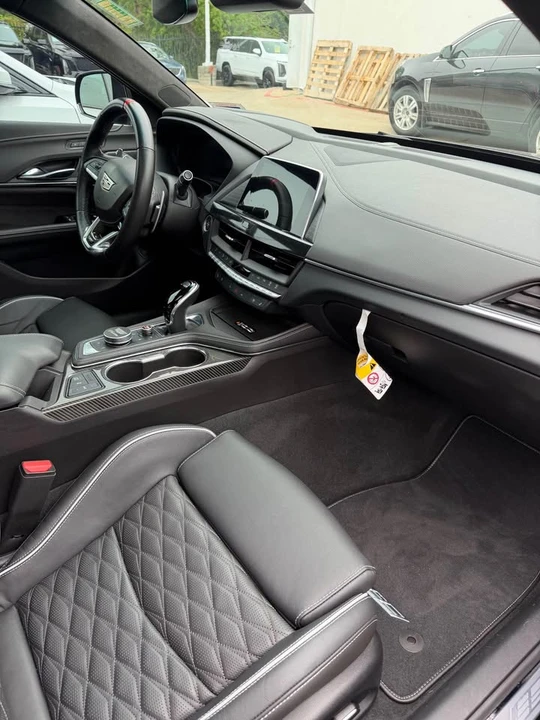 2022 Cadillac CT4-V Blackwing - Image 11 of 15