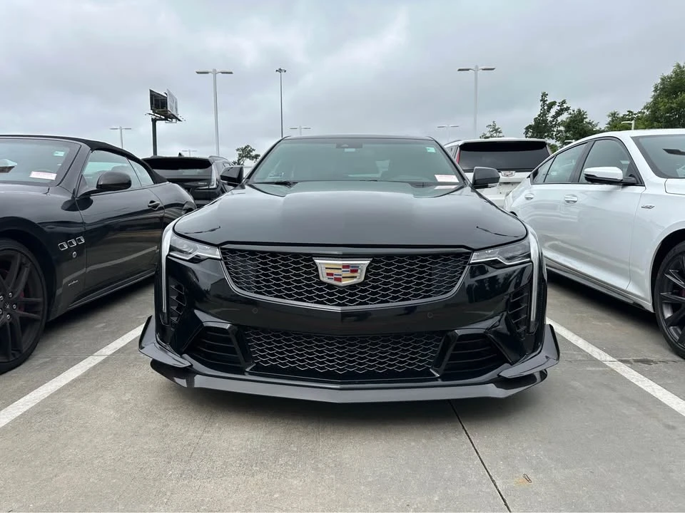 2022 Cadillac CT4-V Blackwing - Image 2 of 8