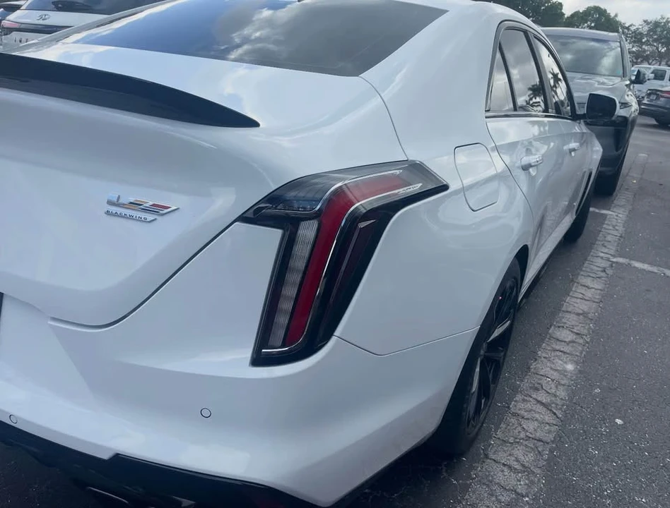 2022 Cadillac CT4-V Blackwing - Image 2 of 7