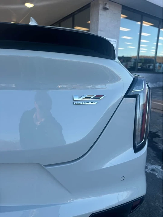 2022 Cadillac CT4-V Blackwing - Image 5 of 9