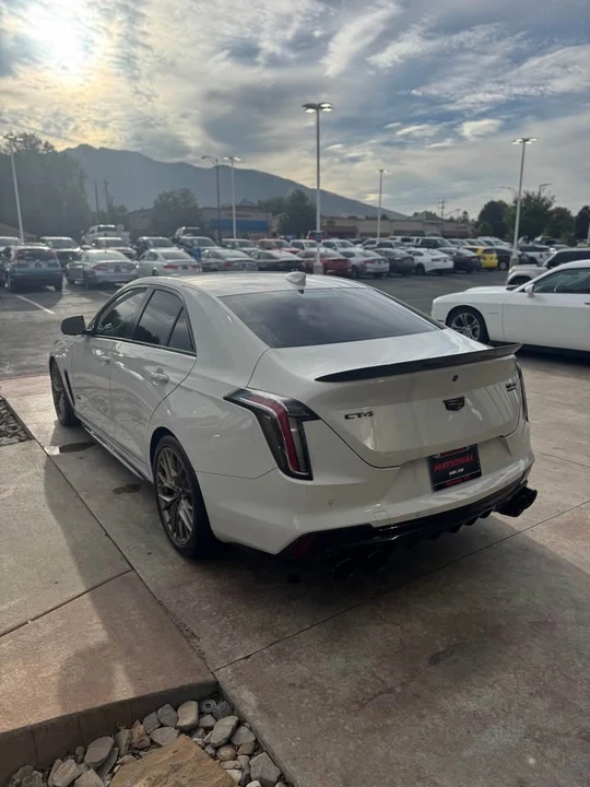 2022 Cadillac CT4-V - Image 4 of 13
