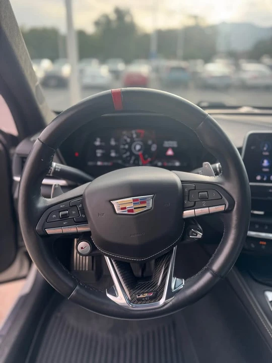 2022 Cadillac CT4-V - Image 8 of 13