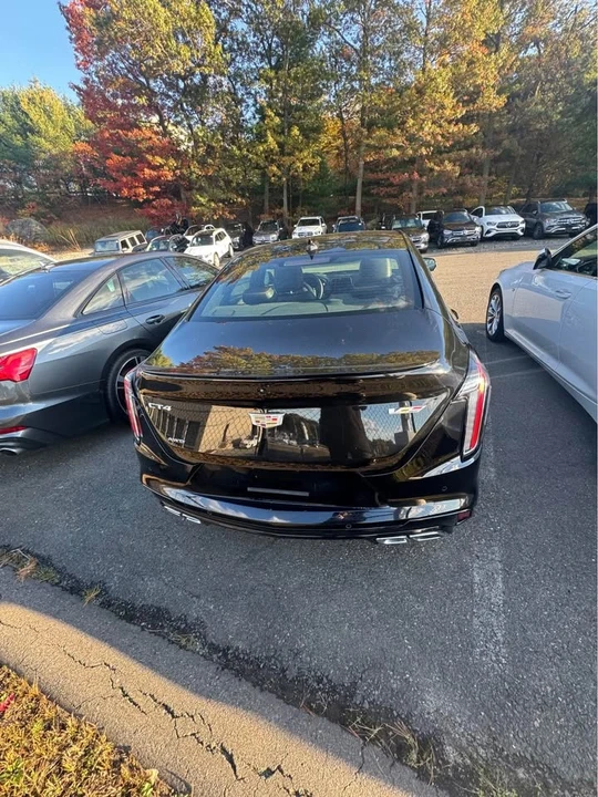 2022 Cadillac CT4-V - Image 2 of 2