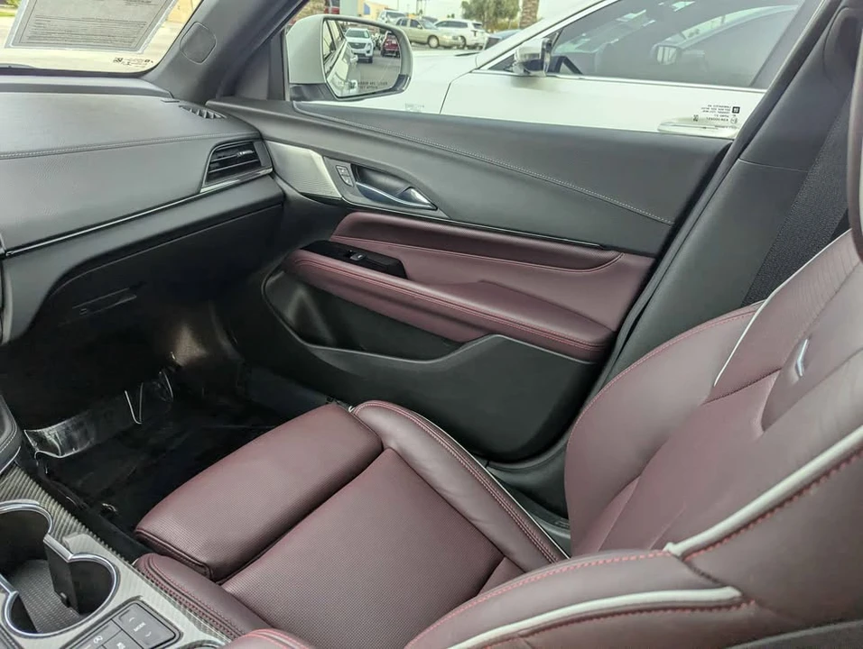 2022 Cadillac CT4-V - Image 10 of 13
