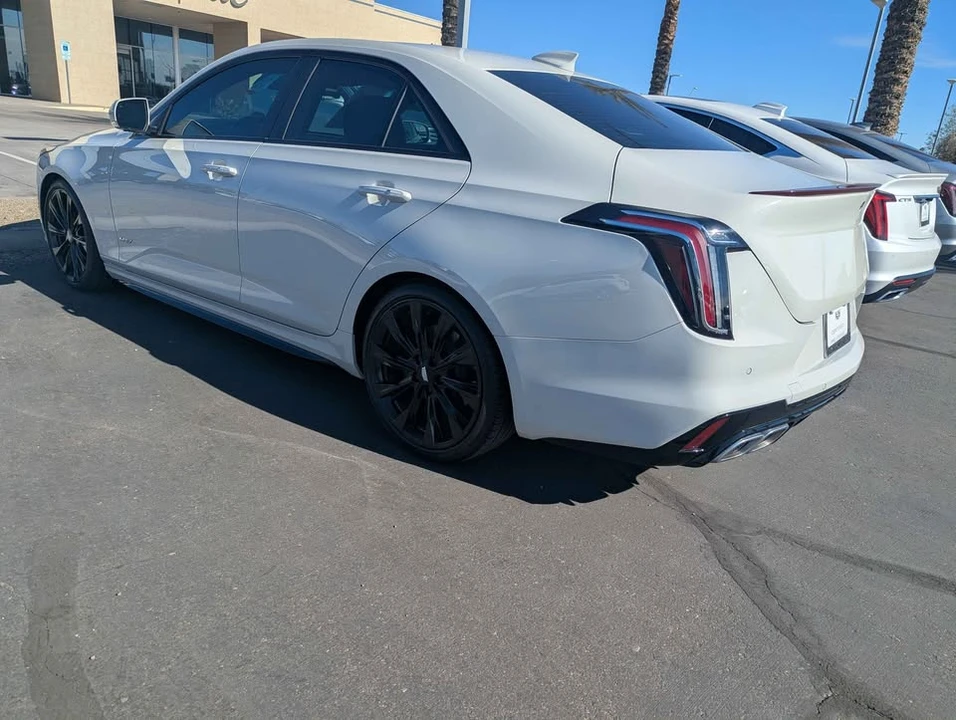 2022 Cadillac CT4-V - Image 5 of 13