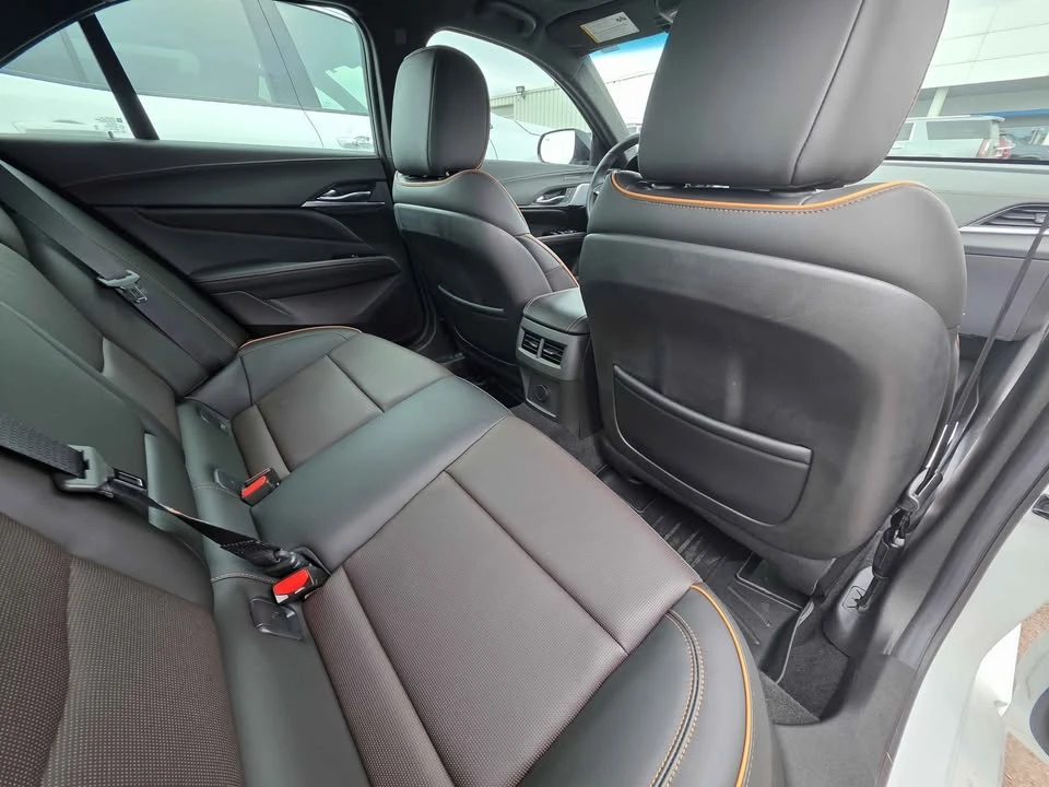 2022 Cadillac CT4-V - Image 8 of 11