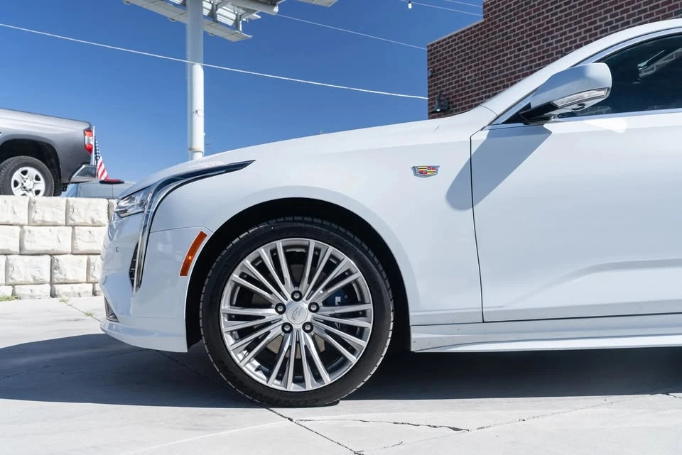 2022 Cadillac CT4 - Image 2 of 20