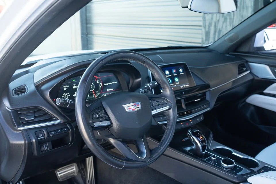 2022 Cadillac CT4 - Image 15 of 20
