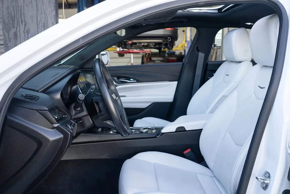 2022 Cadillac CT4 - Image 16 of 20