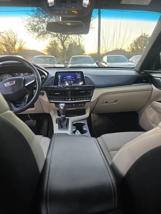 2022 Cadillac CT4 - Image 13 of 17