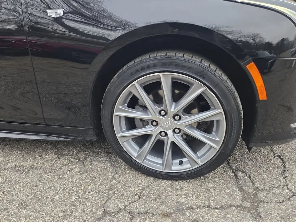 2022 Cadillac CT4 - Image 2 of 20