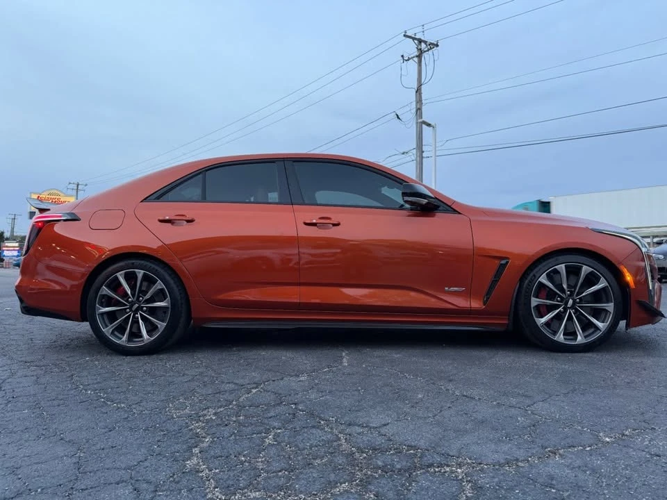 2022 Cadillac CT4-V - Image 16 of 18