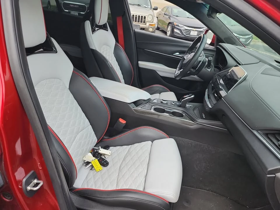 2022 Cadillac CT4-V Blackwing - Image 9 of 13