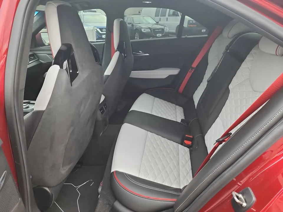 2022 Cadillac CT4-V Blackwing - Image 10 of 13
