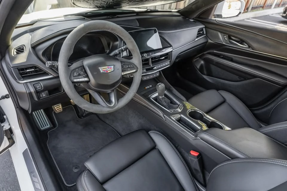 2022 Cadillac CT4-V Blackwing - Image 13 of 14