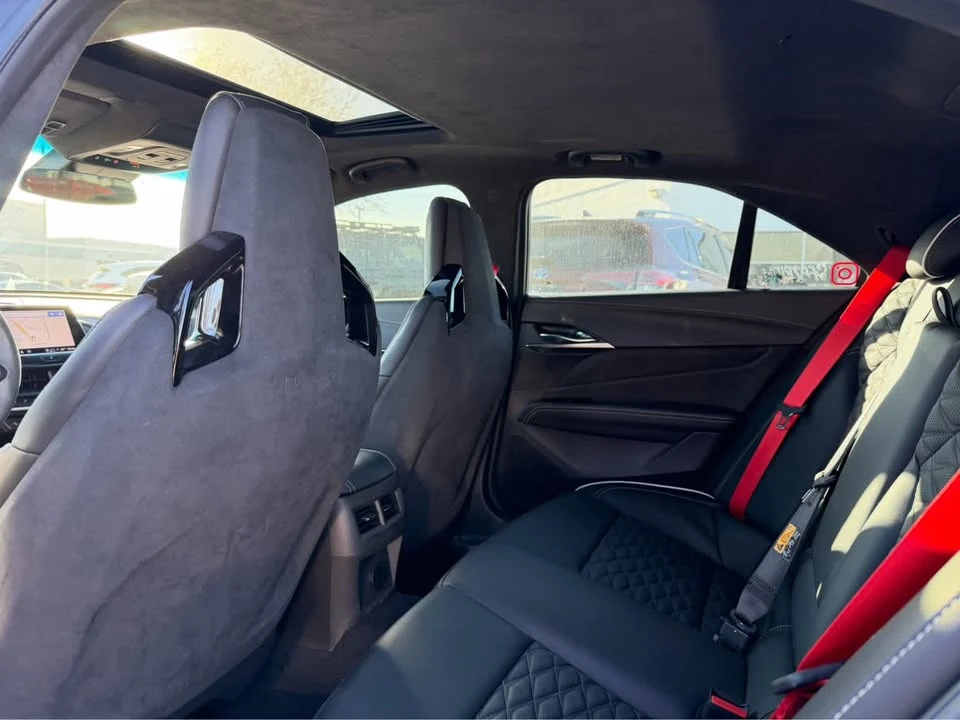 2022 Cadillac CT4-V Blackwing - Image 4 of 8