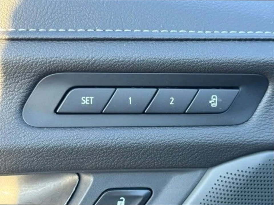 2022 Cadillac CT4-V Blackwing - Image 14 of 17