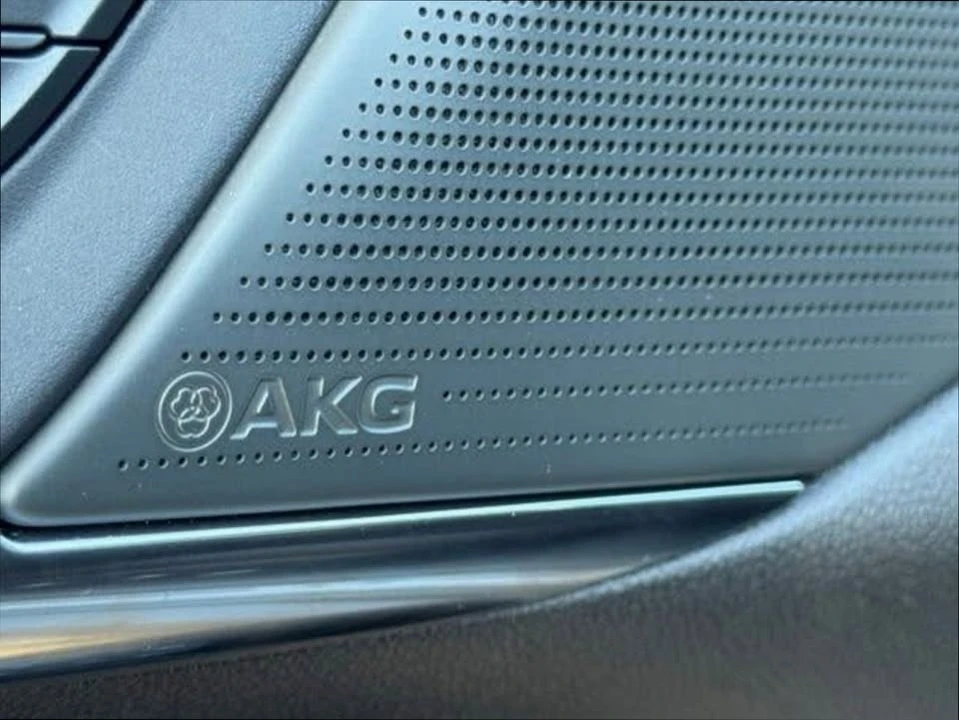 2022 Cadillac CT4-V Blackwing - Image 16 of 17