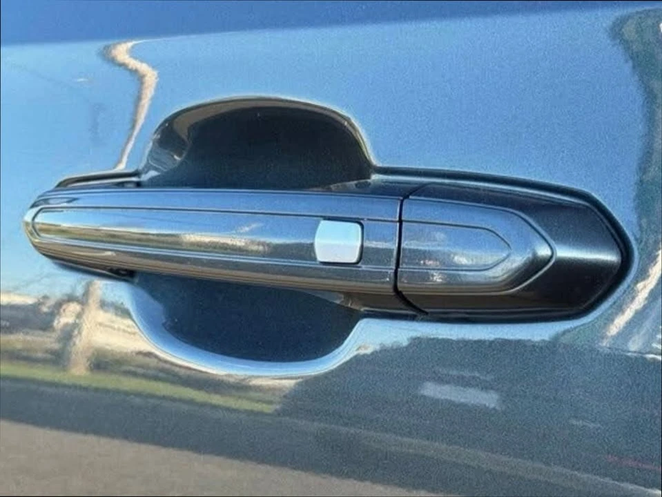 2022 Cadillac CT4-V Blackwing - Image 10 of 17