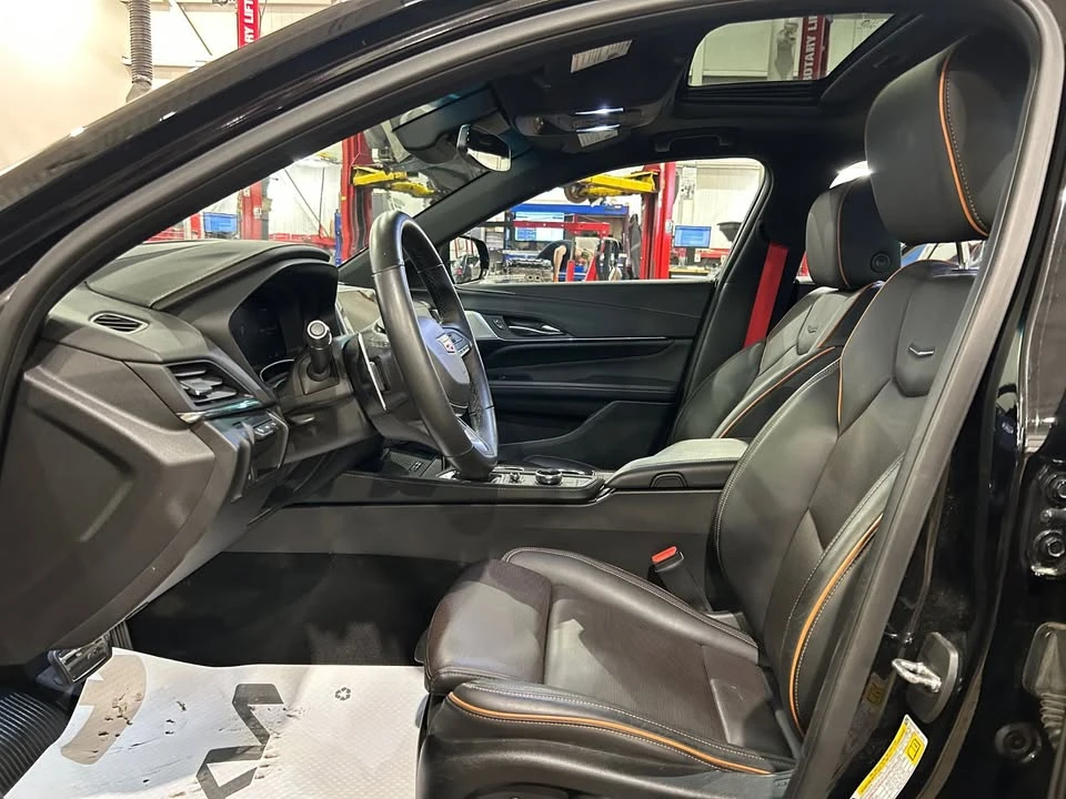 2022 Cadillac CT4-V - Image 9 of 18