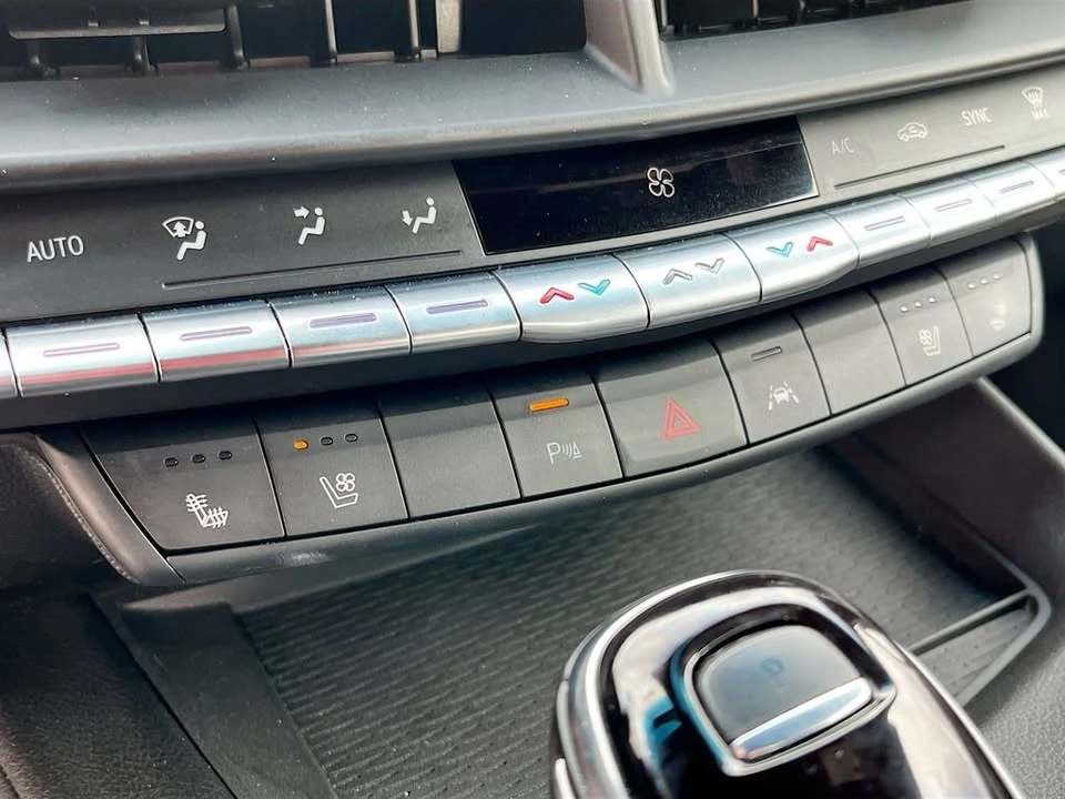 2022 Cadillac CT4-V - Image 13 of 20