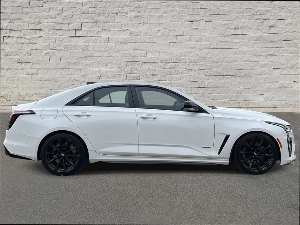 2022 Cadillac CT4-V Blackwing - Image 5 of 19