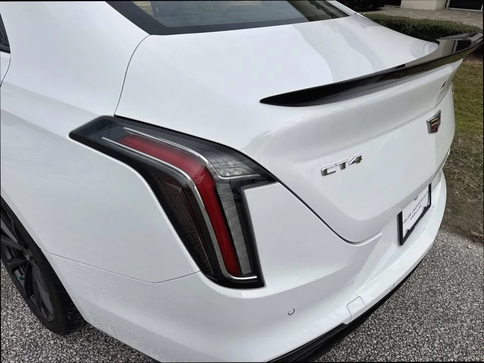 2022 Cadillac CT4-V Blackwing - Image 10 of 19