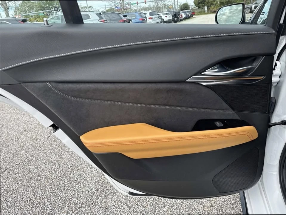 2022 Cadillac CT4-V Blackwing - Image 11 of 19