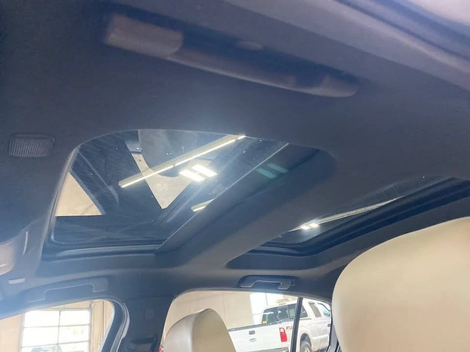 2022 Cadillac CT5 - Image 15 of 18