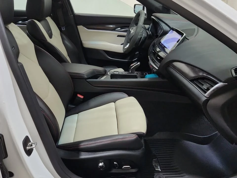 2022 Cadillac CT5 - Image 6 of 7