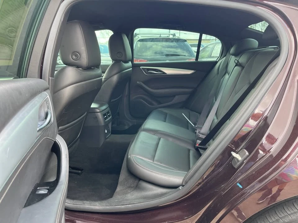 2022 Cadillac CT5 - Image 8 of 10