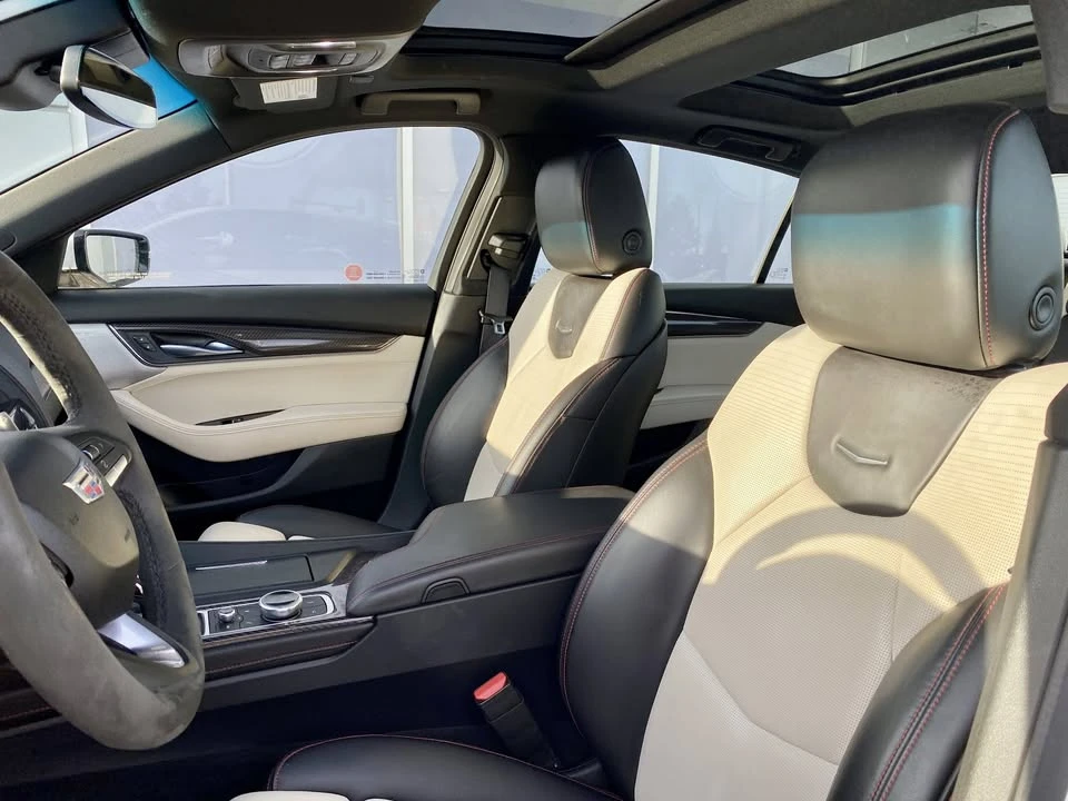 2022 Cadillac CT5 - Image 8 of 8