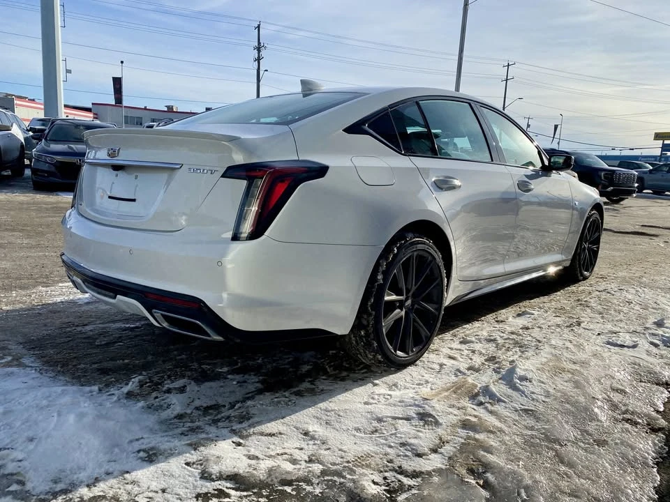 2022 Cadillac CT5 - Image 5 of 8