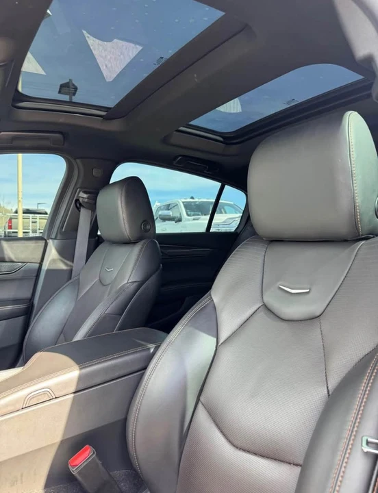 2022 Cadillac CT5 - Image 6 of 7