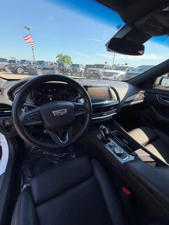 2022 Cadillac CT5 - Image 8 of 13