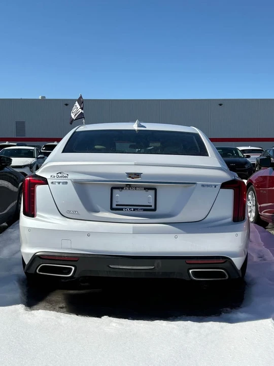 2022 Cadillac CT5 - Image 4 of 5