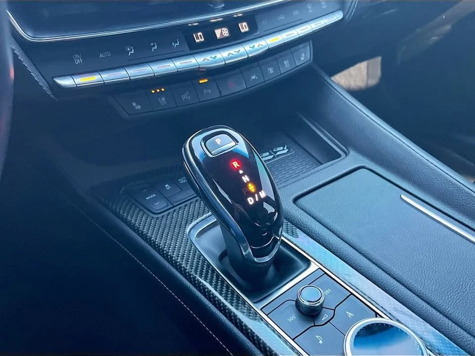 2022 Cadillac CT5-V Blackwing - Image 9 of 18