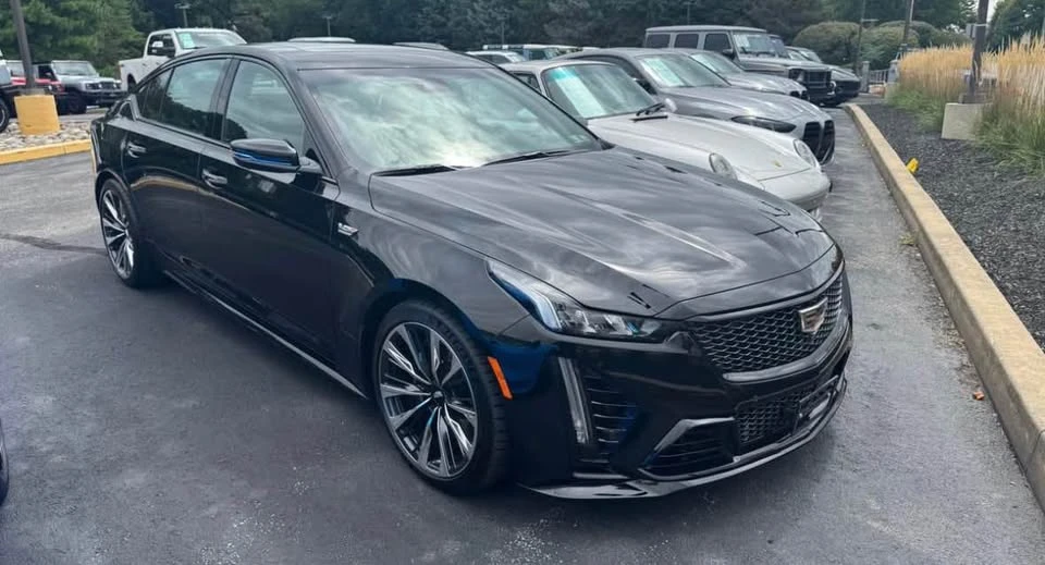 2022 Cadillac CT5-V Blackwing - Image 2 of 7