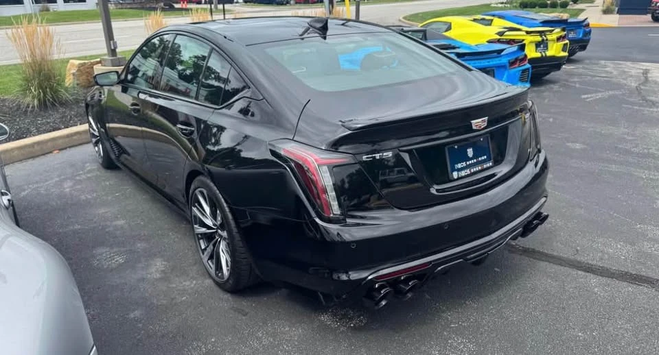2022 Cadillac CT5-V Blackwing - Image 4 of 7